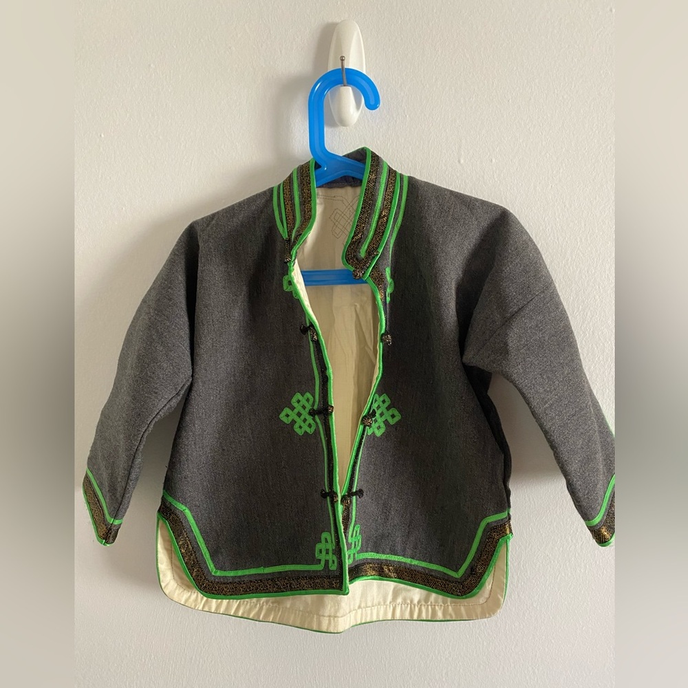 Mongolian traditional costume 3-4T